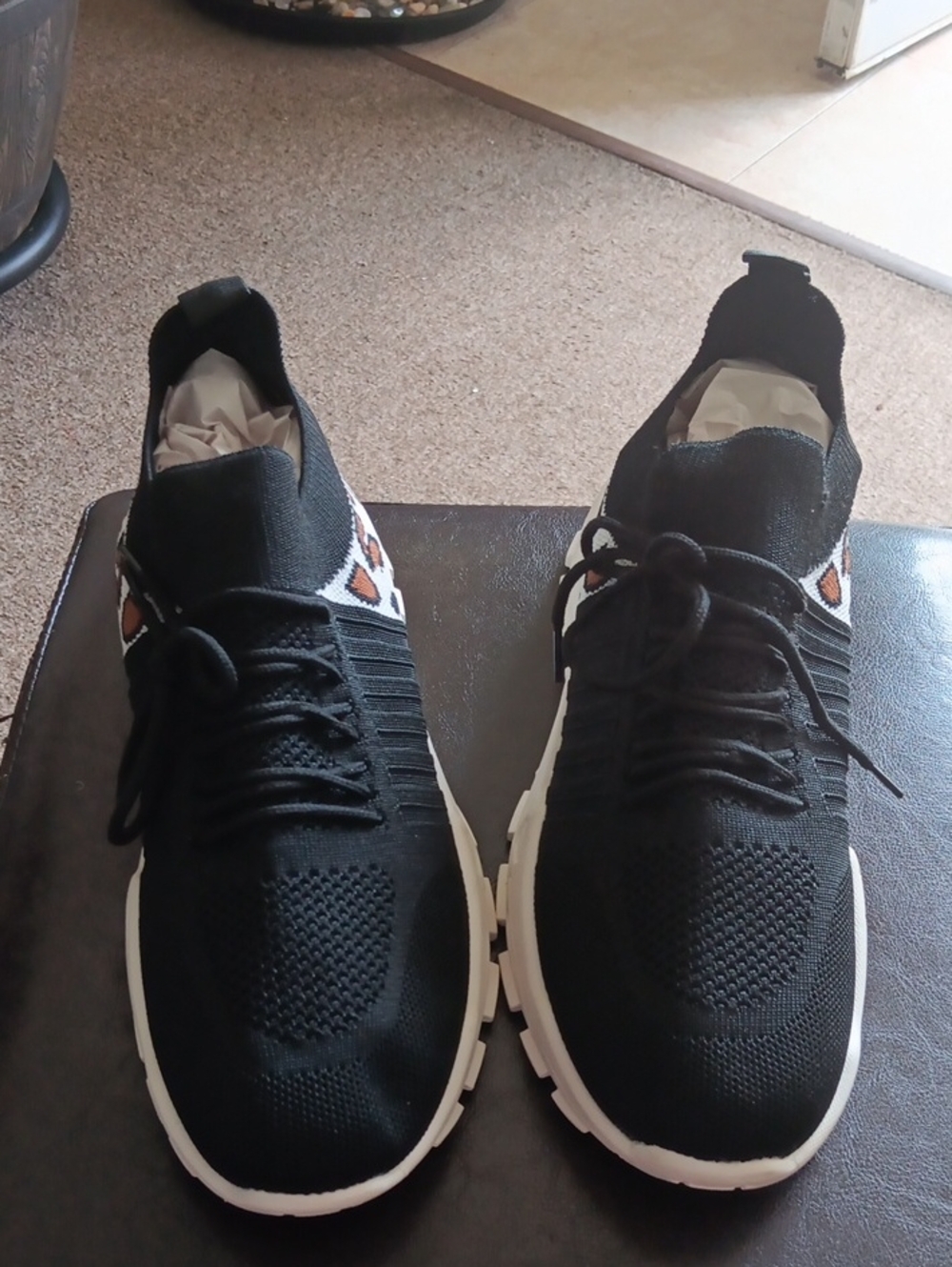 Athletic Sneakers with Leopard Accent Size 43 New - Picture 2 of 4
